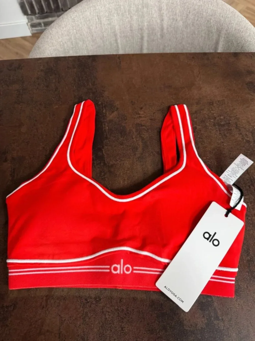 ALO Yoga Airbrush High-Waist Heart Throb Legging & Bra Set Red Size S